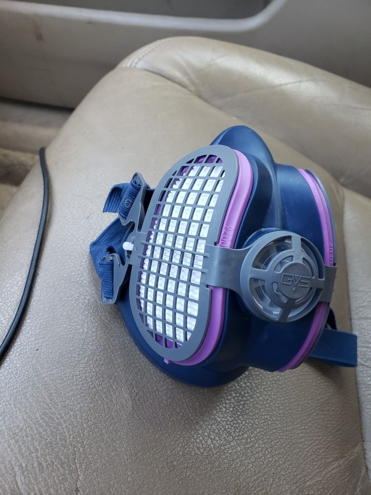 Miller Electric ML00895 Half Mask Respirator, M/L, Single Filter