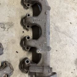 Ford 302 exhaust manifold