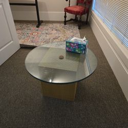 Free Glass Table