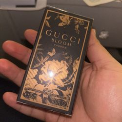 Gucci Perfume 