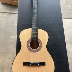 38" Beginners Acoustic Guitar with Bag, Strap, Strings, Pitch Pipe and Pick, Natural Color-Brand New 
