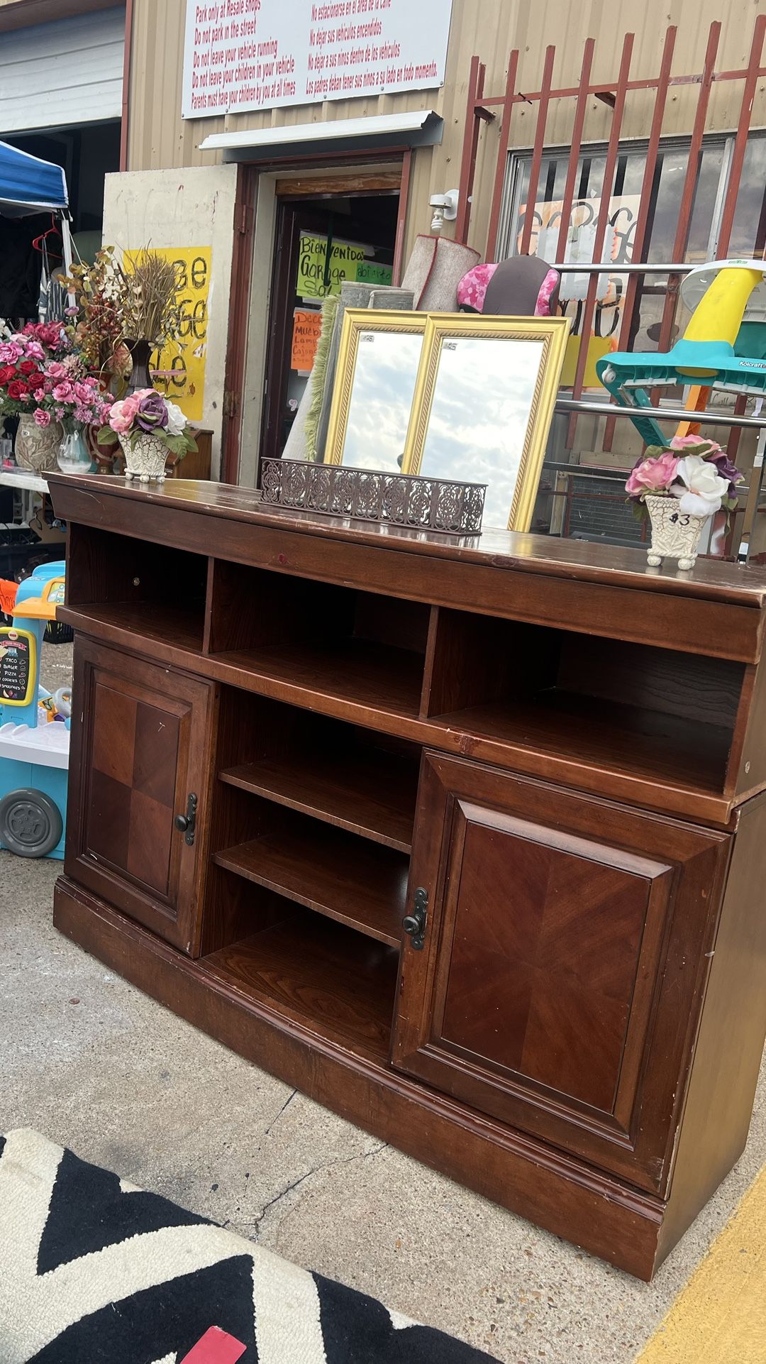 Tv Stand 60” Inches $75