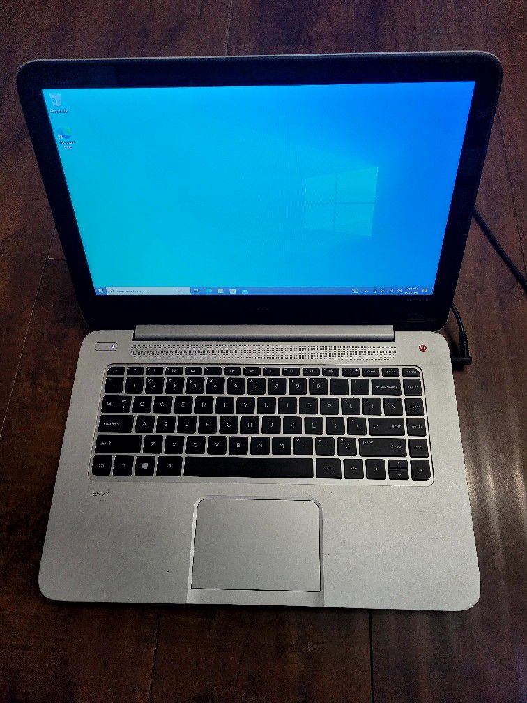 HP Touchscreen Laptop 