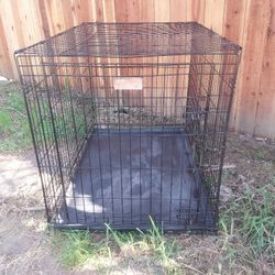 COLLAPSIBLE WIRE DOG CRATE