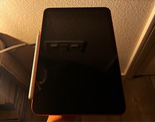 iPad 10th Generation 64GB & Apple Pencil (USB-C)