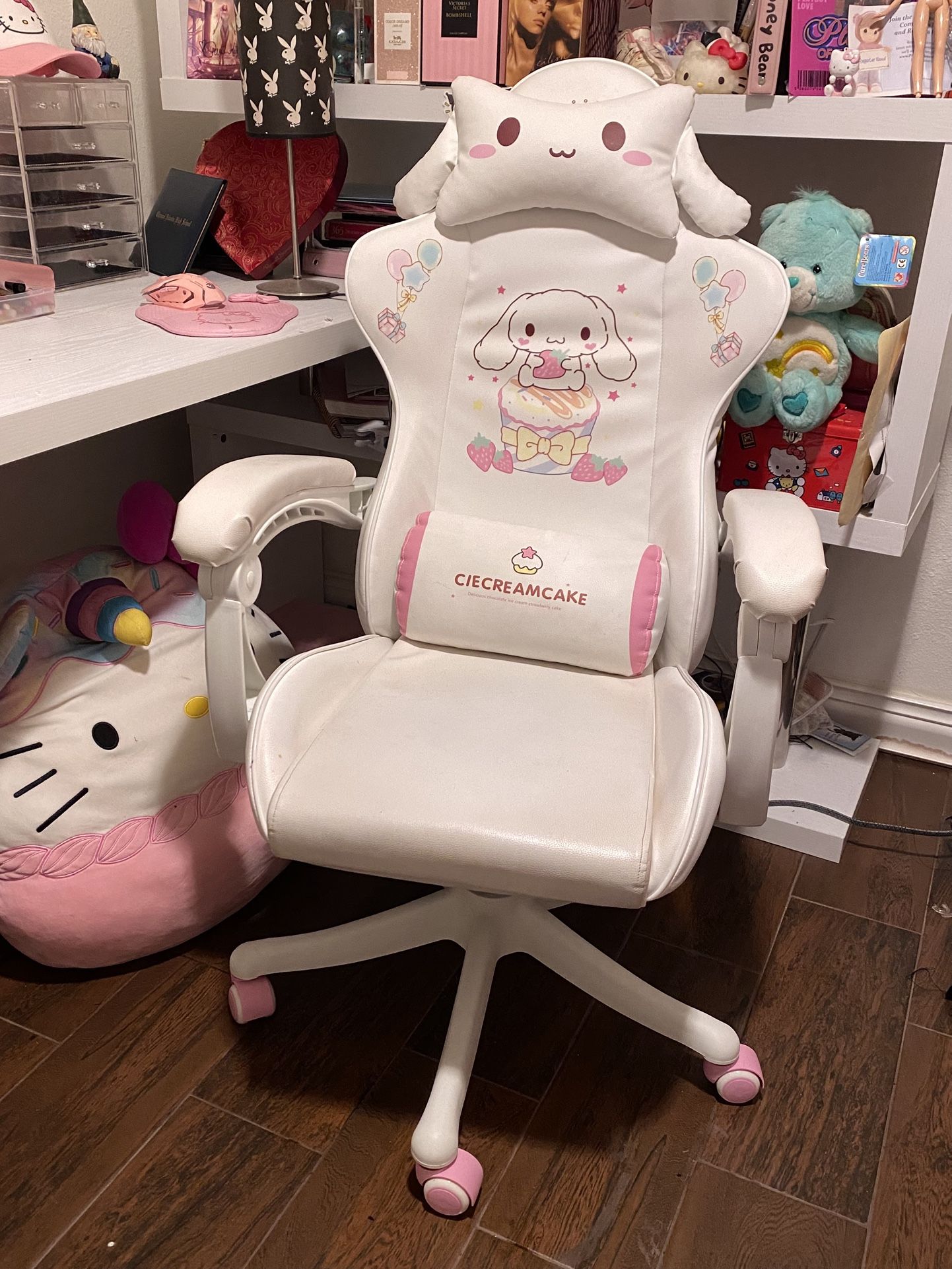 Cinnamoroll Sanrio Gaming Chair