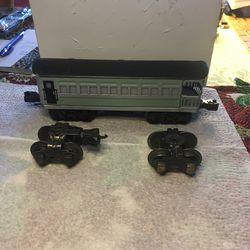 Pre War Tin Lionel (?) Passenger Car