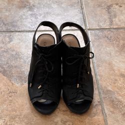 women’s heel size7