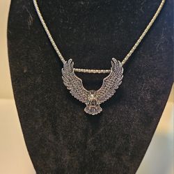 New Silver Eagle Necklace 