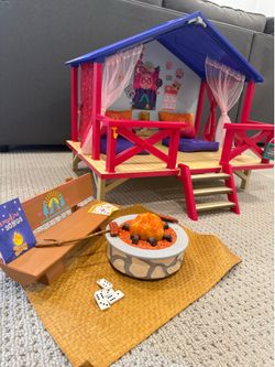 American Girl Retired Camp Hangout Tent, Cabin, Games and Campfire set