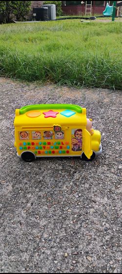 CoComelon Learning School Bus Toy