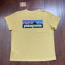 New Women Patagonia P-6 Logo Responsibili Tee T-shirt Short Sleeve Top Yellow L