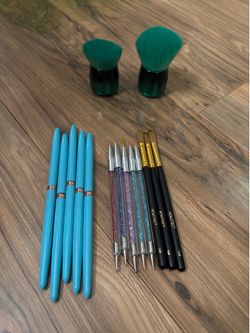 Nail brush’s
