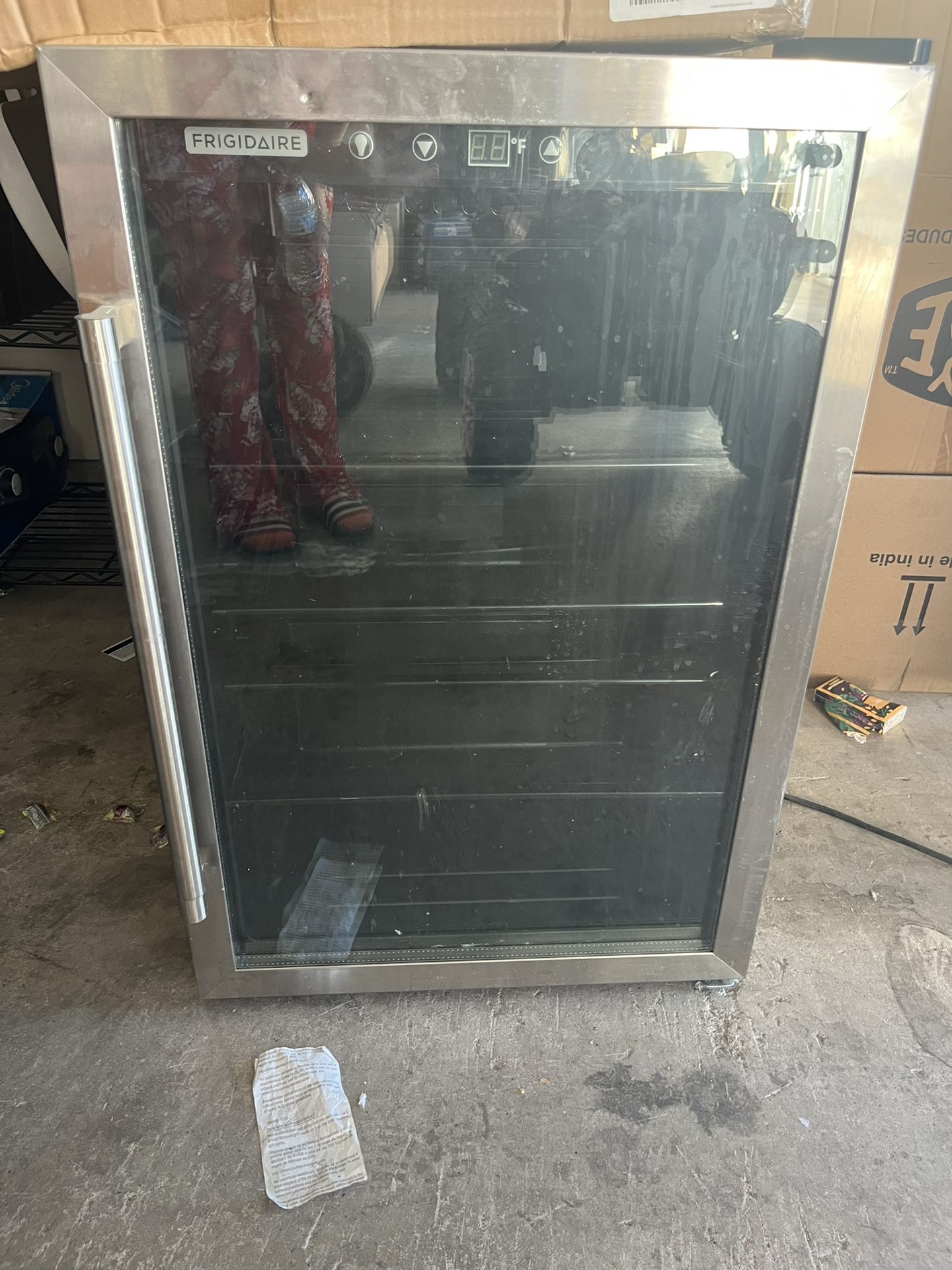 Mini fridge