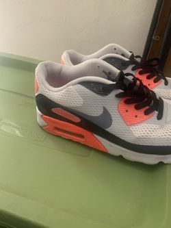 Nike Air Max Flyknit