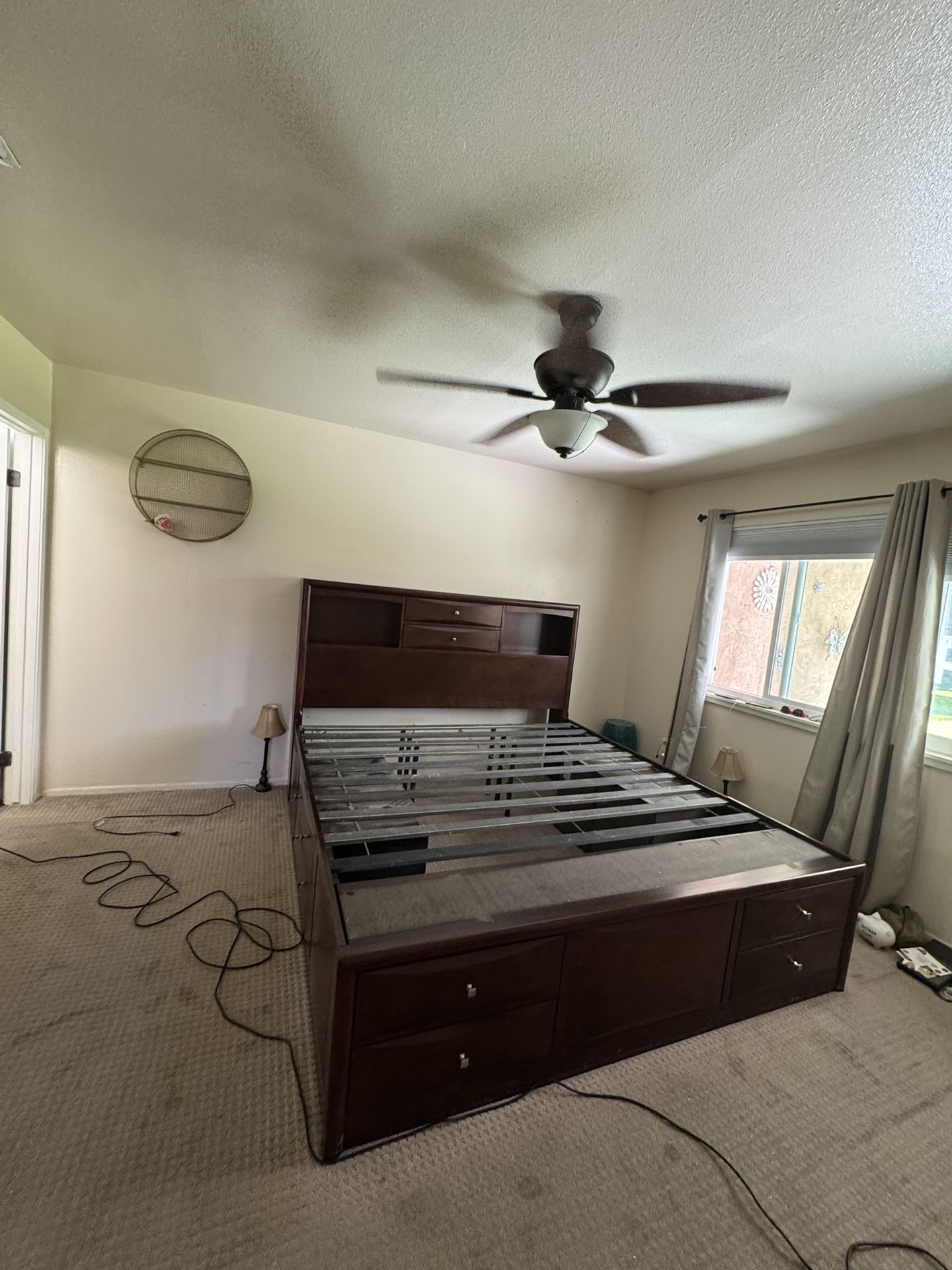 Cal King Captains Bed 