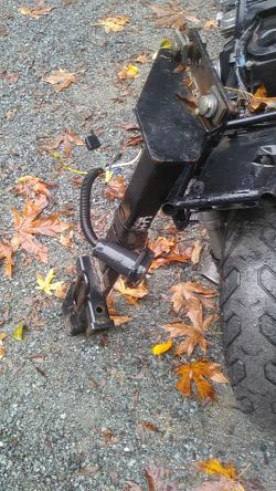 Venture 97 towing hitch