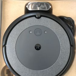 Roomba i3 iRobot Robot Vacuum 