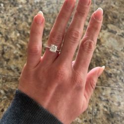 Engagement Ring /Wedding  Ring Set 