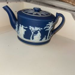 Wedgewood Jasperwear Dark Blue Brewster Teapot
