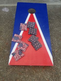 American flag cornhole set