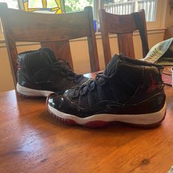 Air Jordan 11 Retro “Bred”