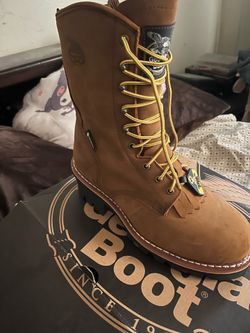 Boots , 8.5
