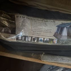 10 Person Tent 