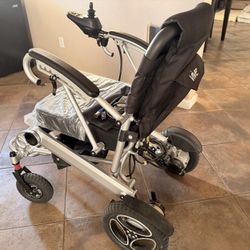 Vive Mobility Chair