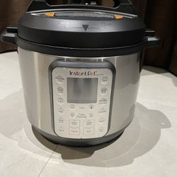 Instant Pot DUO Plus 6QT Multi-Use Pressure Cooker, V3 - Brand New / Never Used. Missing Box