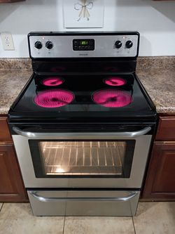 Frigidaire, Electric Stove.