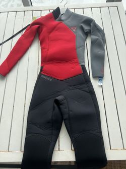 Mystic Diva Wetsuit For Women Size XS