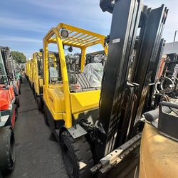 Hyster Forklift 6600 Lbs 3 Stages 