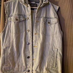 Sleeveless jean jacket w/hoodie sz L