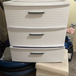 Plastic Three Drawer Dresser