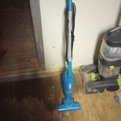 Bissell FeatherWeight Lightweight Stick Vacuum