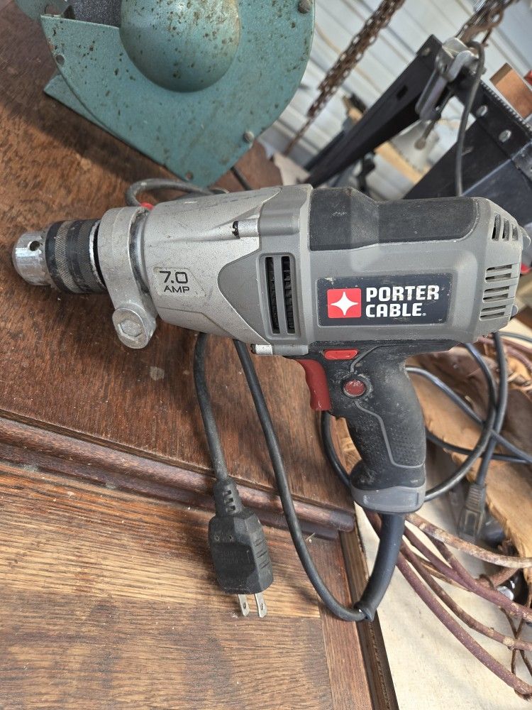 PORTER-CABLE Corded Drill, Variable Speed, 7-Amp, 1/2-Inch (PC700D)