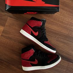 Jordan 1 FlyKnit 
