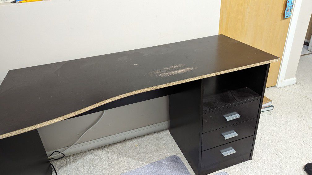 Computer Desk with Multiple Drawers - $20 (Framingham)

