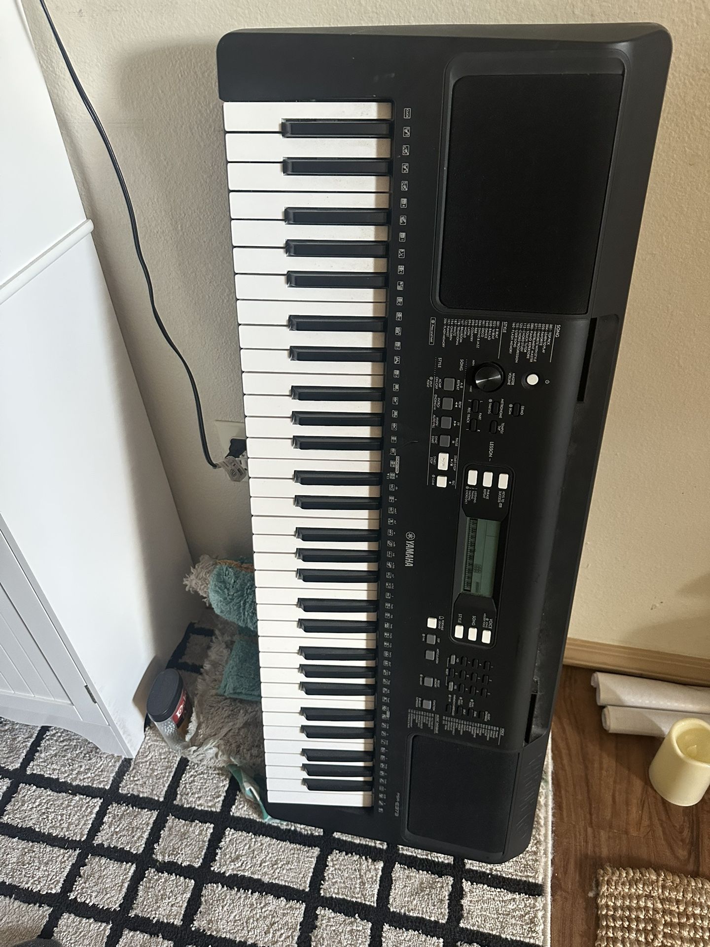 Yamaha psr E323 Keyboard