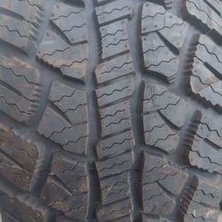 Tire 17"