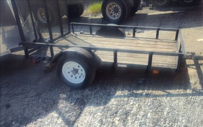 Single Axle Utility Trailer with Wood Deck