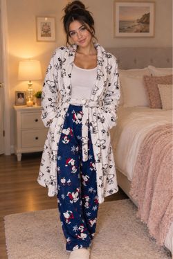 Snoopy Fleece Pajama Set - Robe & Pants Size M
