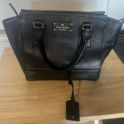 BEAUTIFUL  KATE SPADE BLACK PURSE