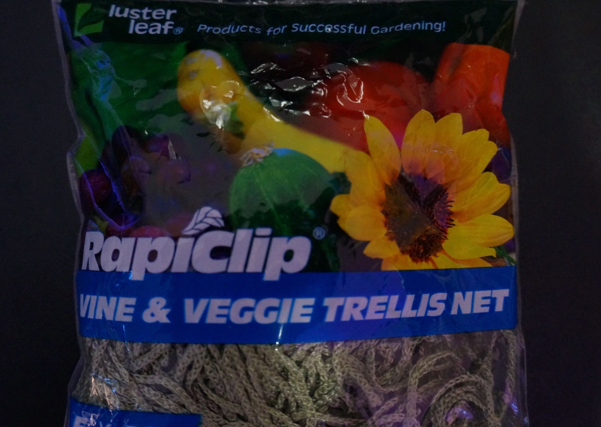 Vegetable Trellis Net & Watering Bulb for plants