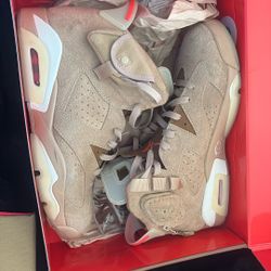 Jordan 6 Travis Scott Khaki SIZE 11