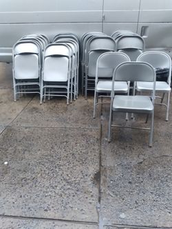 Folding Chairs 
