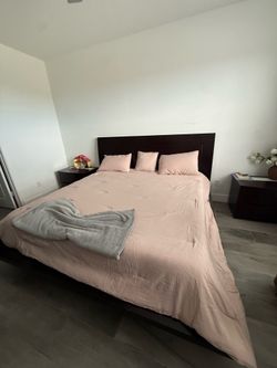 King size bedroom set
