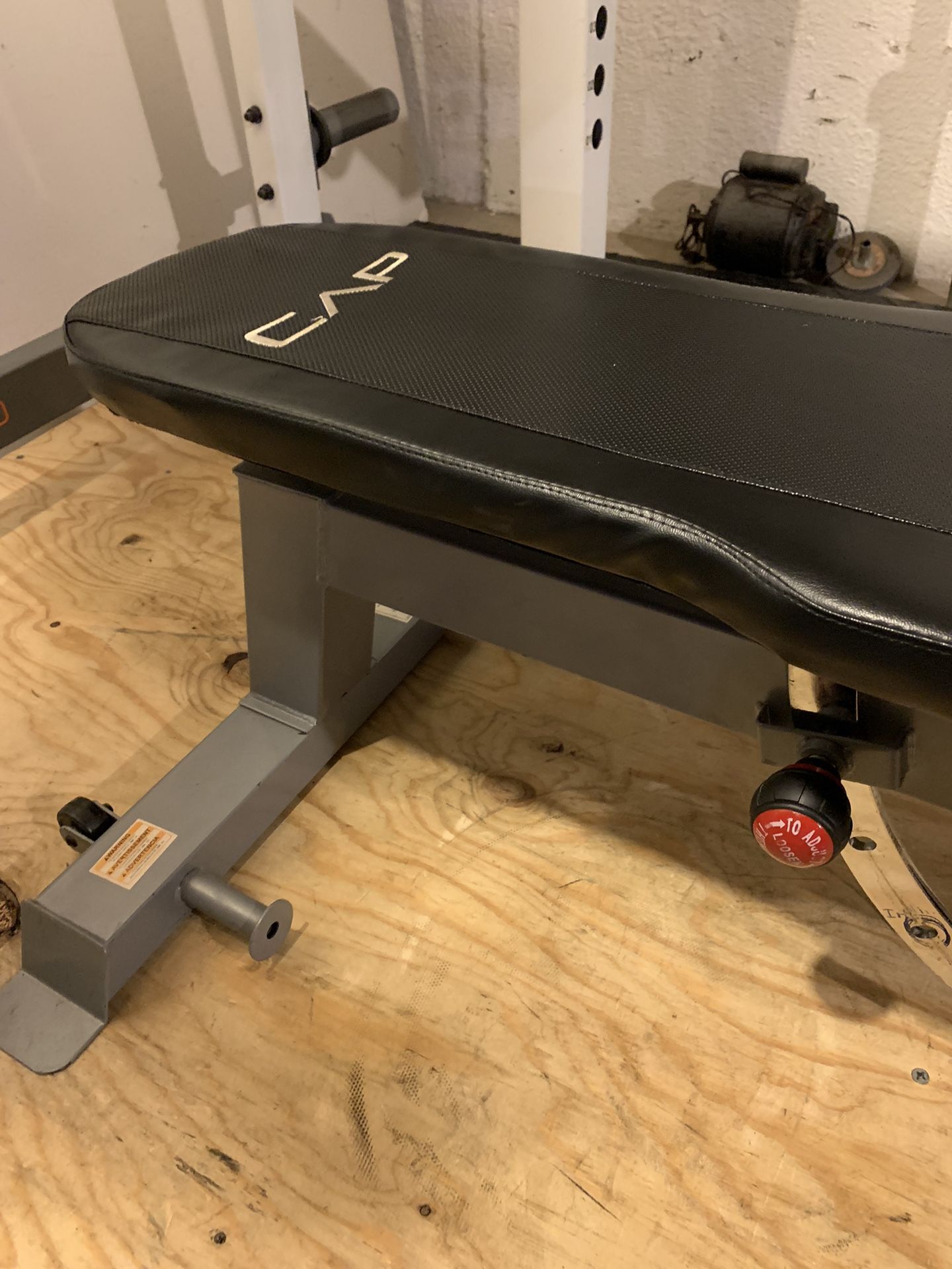 CAP Barbell Deluxe Utility Weight Bench