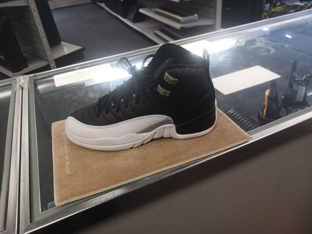 Air Jordan Retro 12
